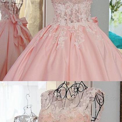Chic A-line Scoop Pink Lace Prom Dress Floor..
