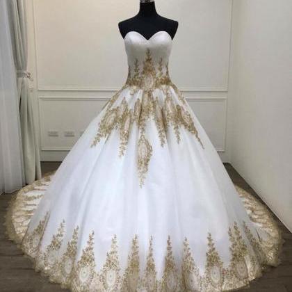 White Ball Gown Quinceanera Dresses, Big Wedding..