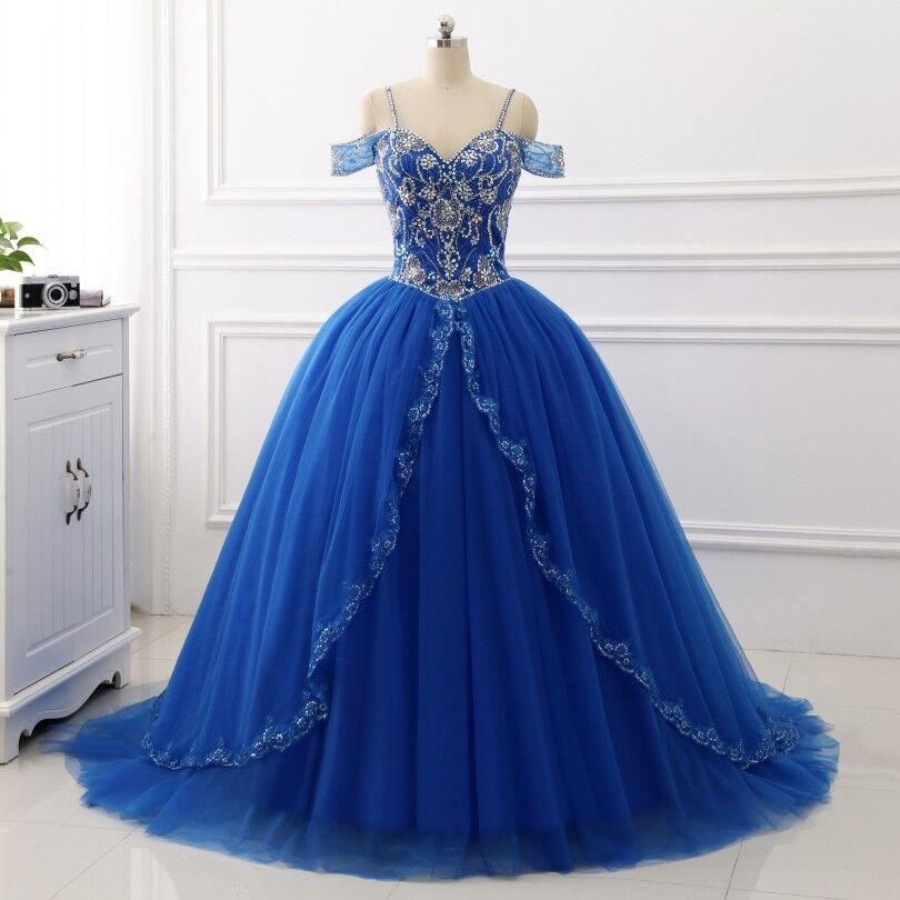 Ball Gown Quinceanera Dresses Tulle Sweet Princess Dresses Sequins Beaded Sweep Train Prom Dress