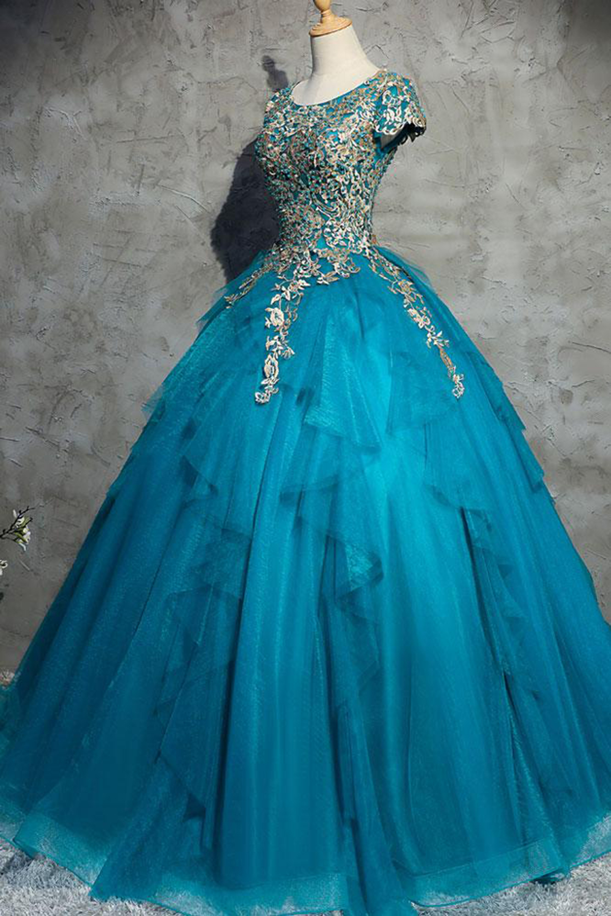 Unique Blue Tulle Lace Top Round Neck Winter Formal Prom Dresses, Long Evening Dress With Sleeves