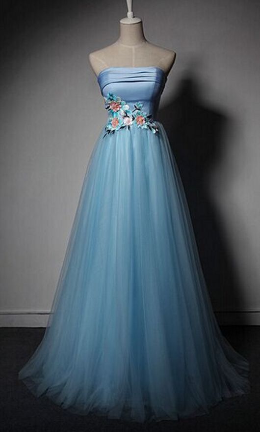 Blue Tulle Sweetheart Evening Gown With Flowers