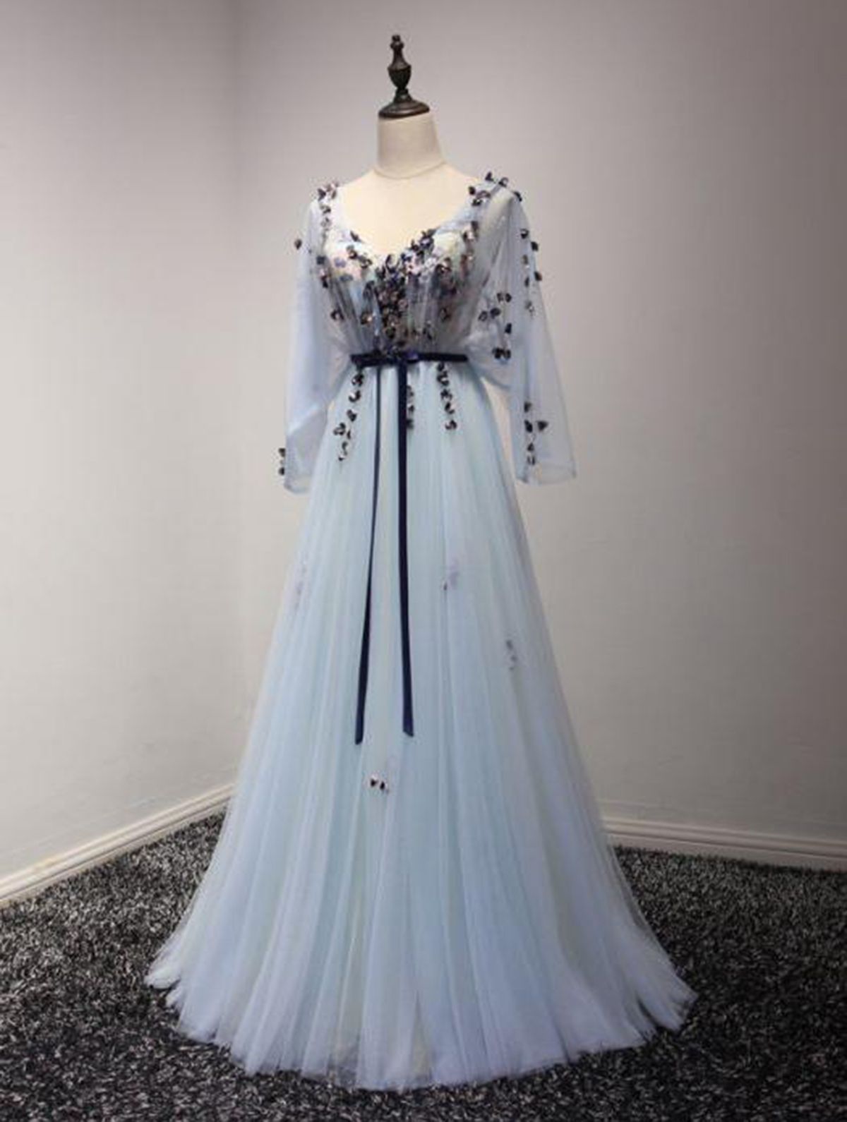 Chic Prom Dress Long Sleeve A-line V-neck Blue Tulle Cheap Evening Dress