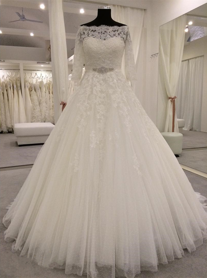 Lace Wedding Dress,off The Shoulder Wedding Dress,real Sample Wedding Dress,princess Bridal Dress,3/4 Sleeves Wedding Dress