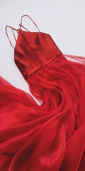 Red A-line Organza Spaghetti Straps Backless Slit Prom Dresses