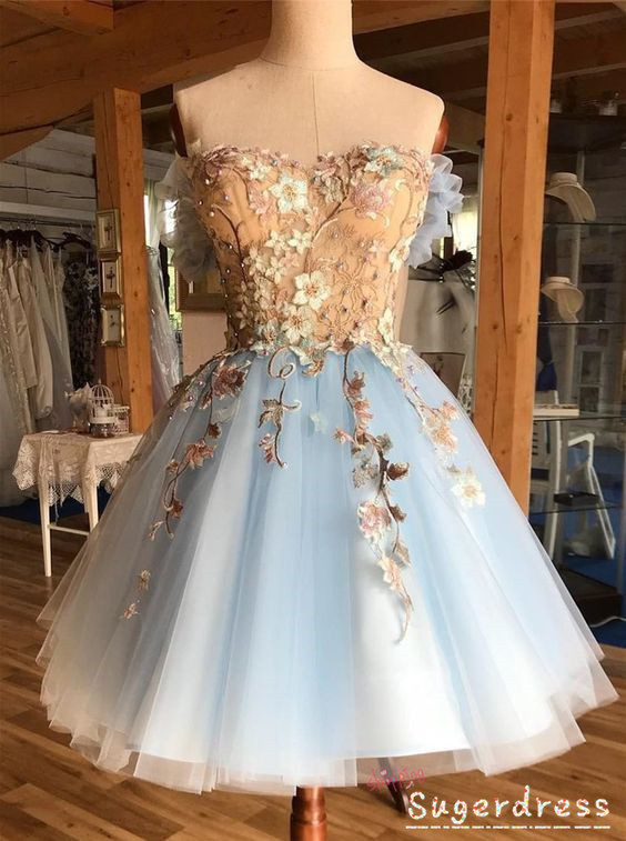 Gorgeous Strapless Lace Appliques Sky Blue Homeocming Dress