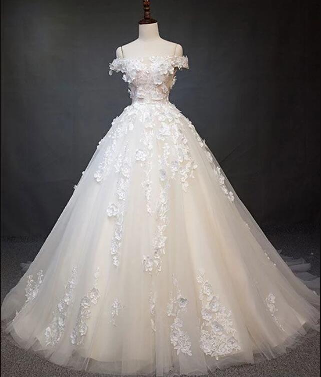 Elegant White Tulle Lace Applique Short Prom Dress for Special Occasions main image 0