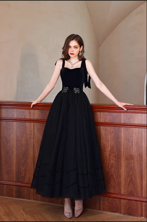 black sleeveless velvet dress Ammie Black Wedge Sandals main image 1
