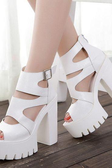 Strappy White Fashion Sandals