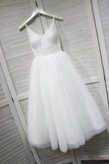 White V Neck Tulle Lace Tea Length Homecoming Dress Short Prom Party Dress Bridesmaid Dress