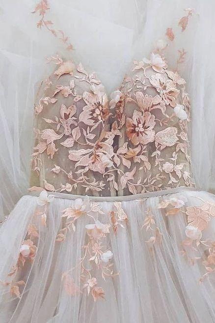 Elegant Appliques Ivory Tulle Floor Length Prom Dress