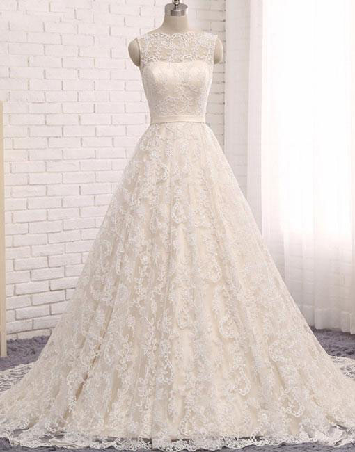 Lace Bridal Gown With Floral Embroidery Design on Luulla